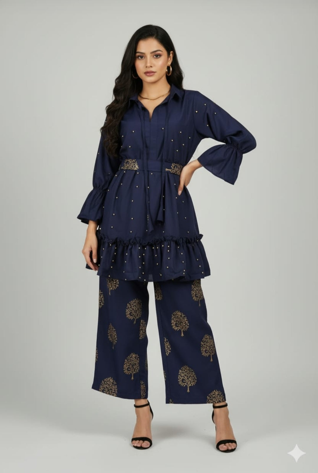 Moti charm - Western Top - Palzo ✨